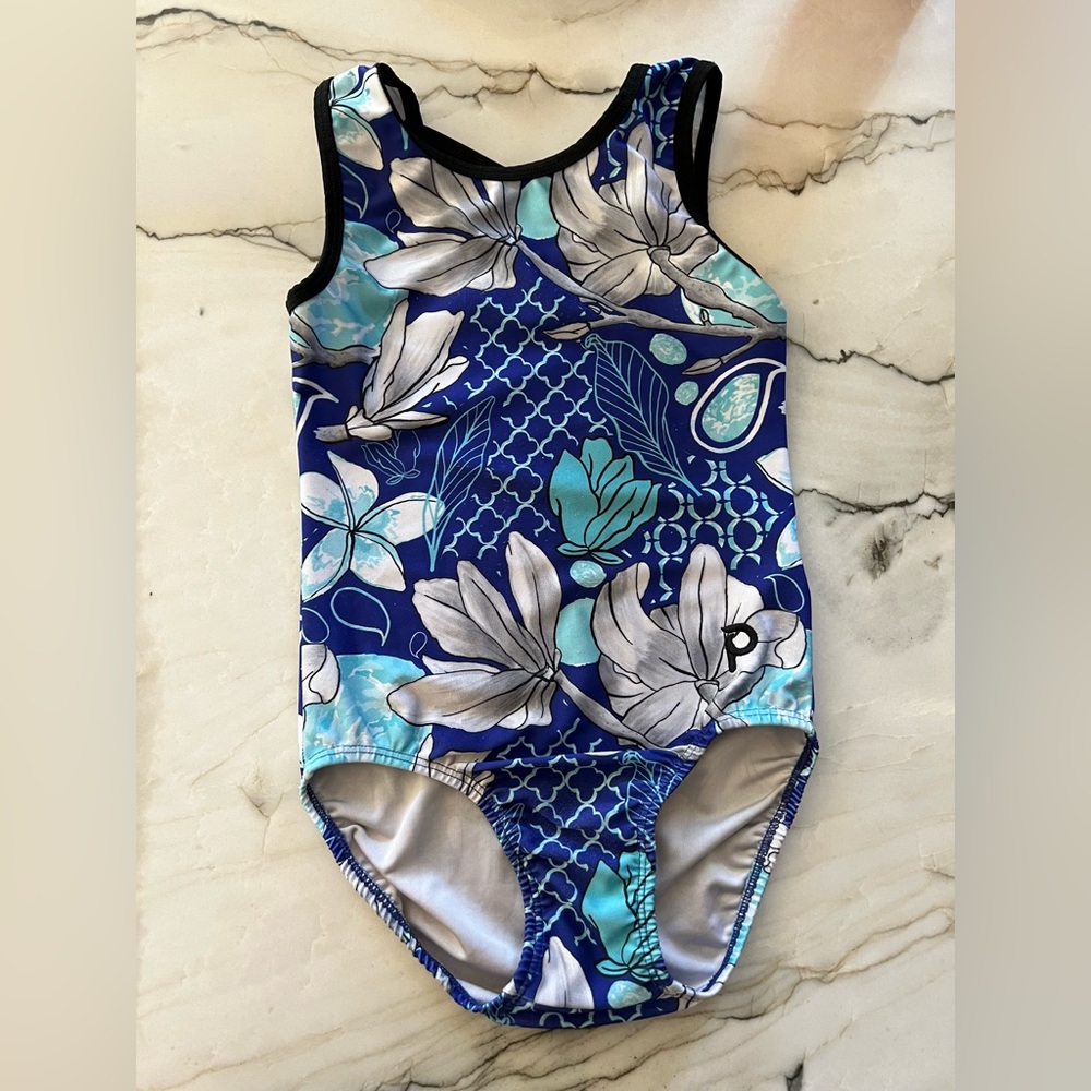Plum Practicewear gymnastic leotard with matching Scrunchie. Size child Large